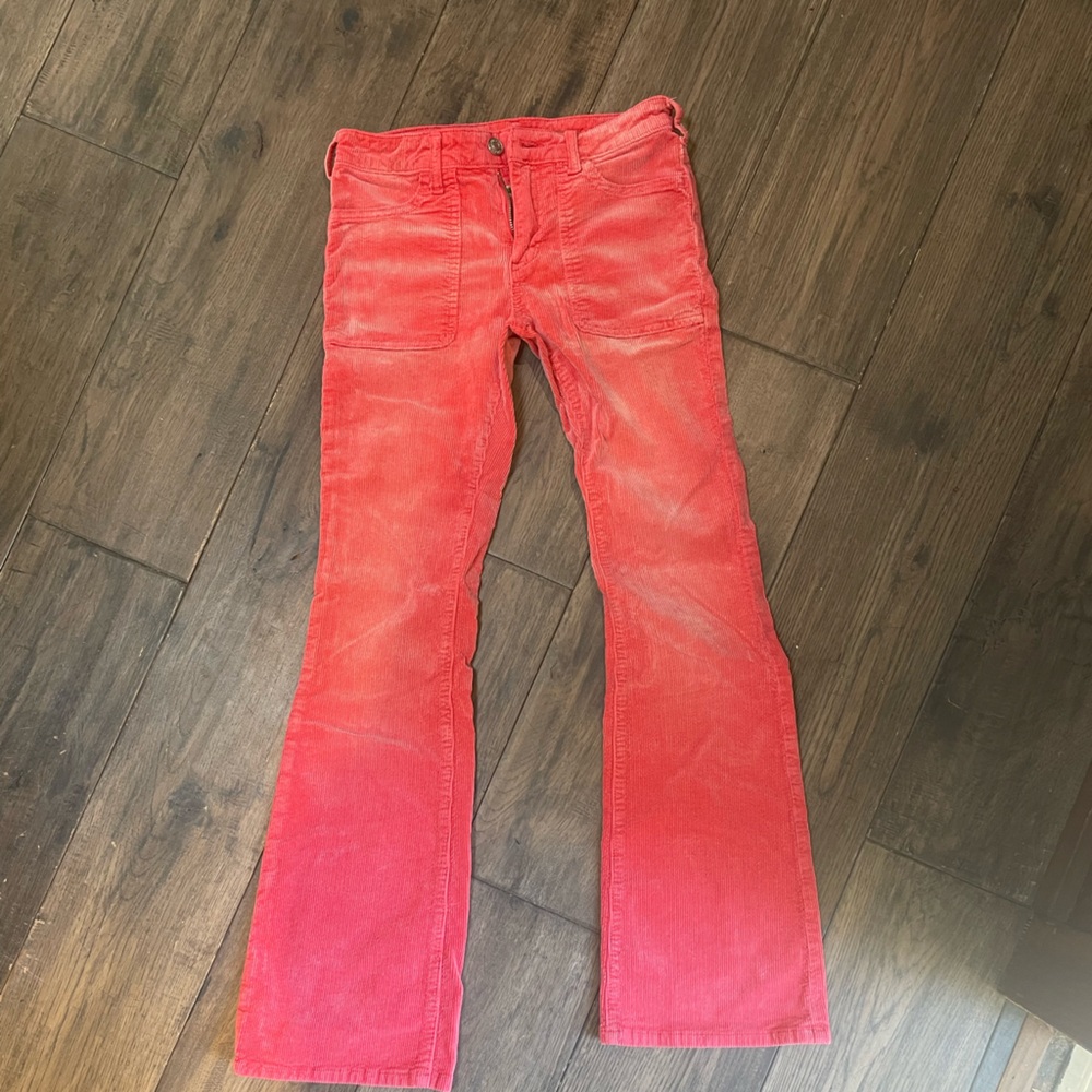 Anthropologie “Pilcro, The Icon” Size 25 Pink corduroy jeans.